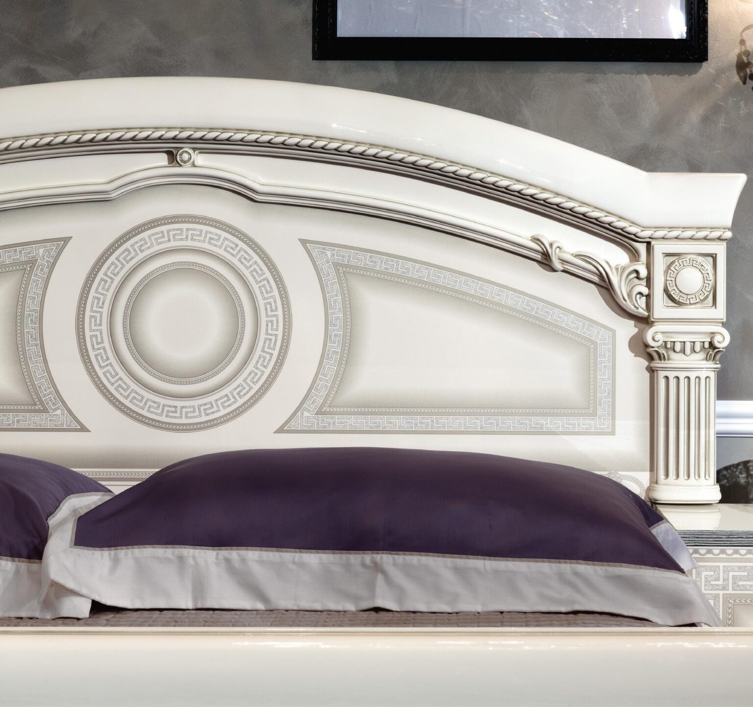 Aida Italian Bedroom Set