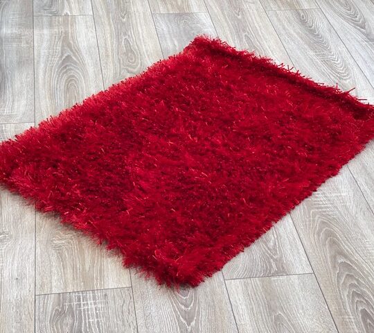 Shaggy Rug - 24'' x 36'' Polyester & Fine Polyester - Red