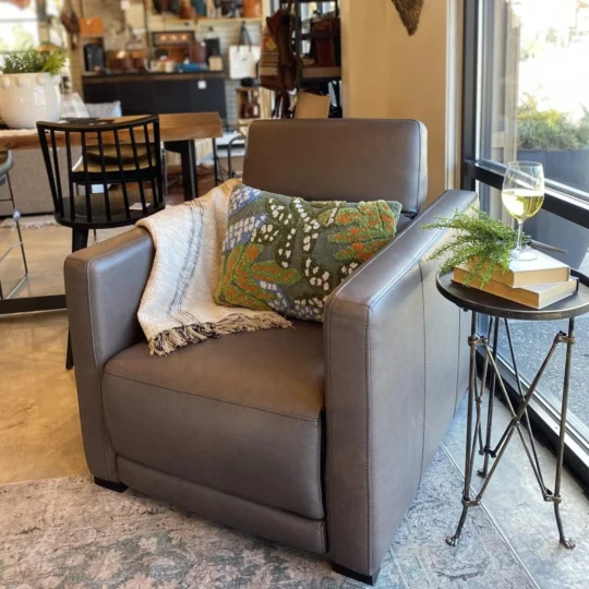 Windsor - Armchair - Leather