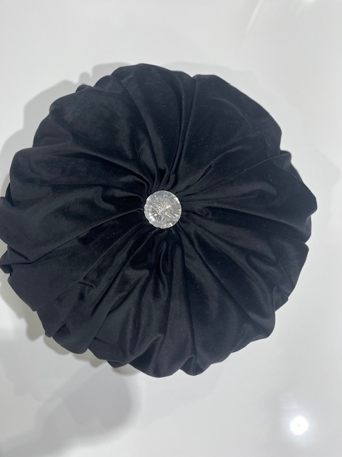 Cushion - Round Velvet stock black & crystal