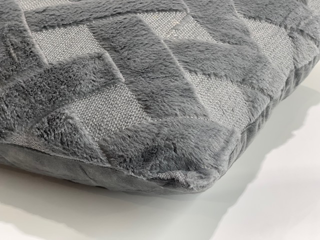 Flock - Grey - Image 3